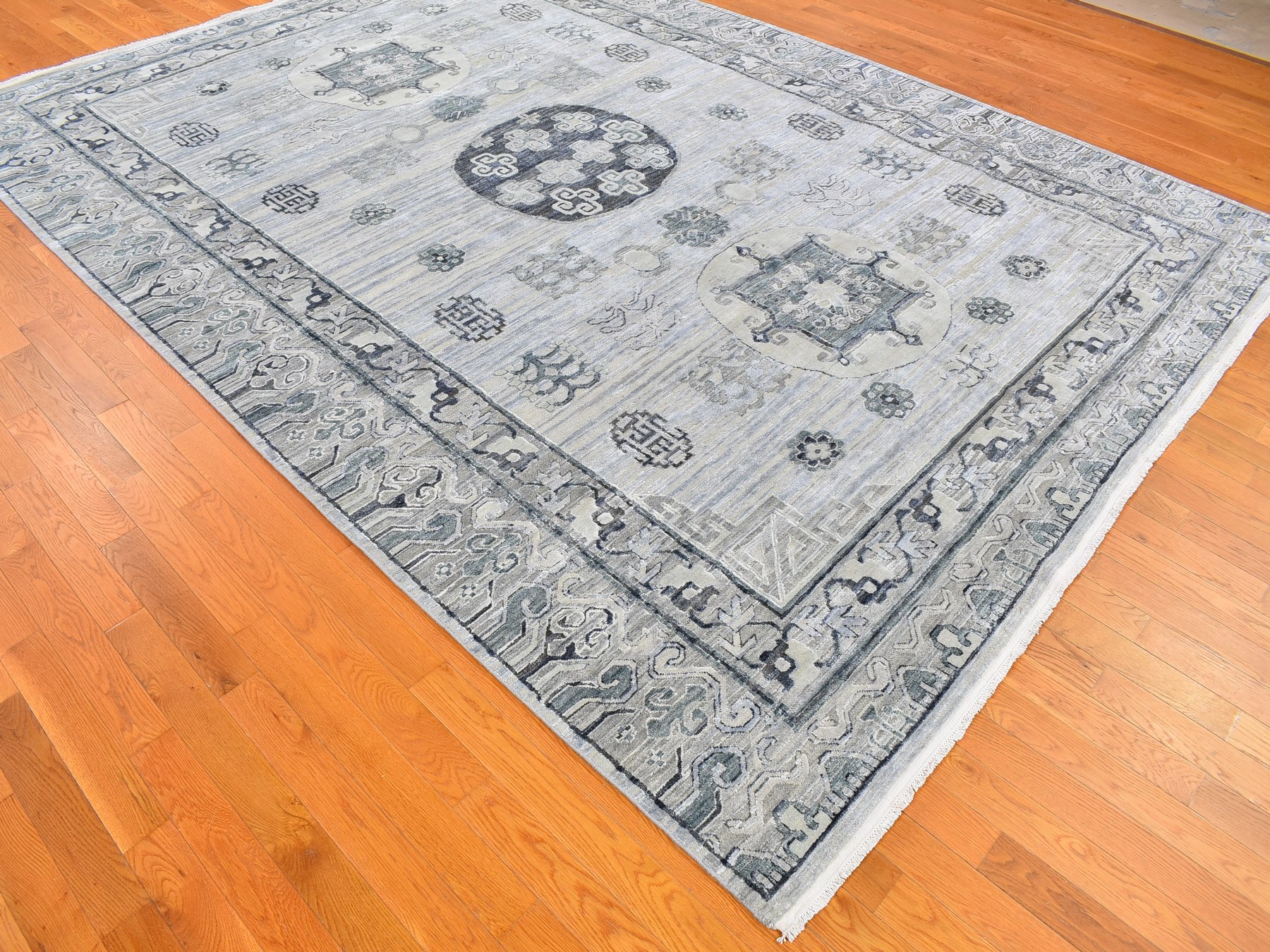 Wool and Silk Rugs LUV534330